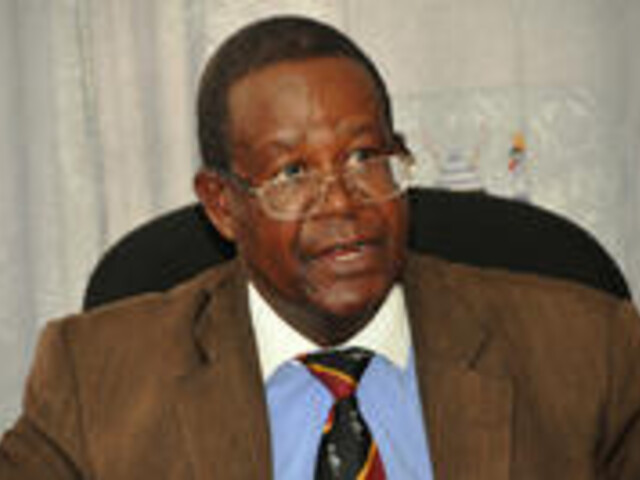Le ministre ougandais de l’Eau et de l’Environnement, M. Ephraim Kamuntu